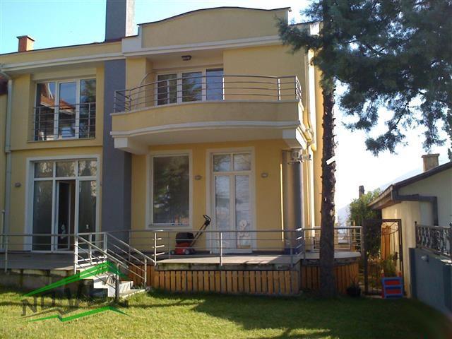 Се издава Куќа во Пржино - C0376