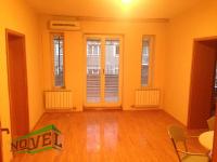 Se izdava prazen kancelariski prostor vo Skopje, Centar so povrshina od 124 m2.
 Ekstra: Klima, Upotrebna dozvola.
 Cena: 550 EUR