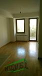 Se izdava prazen stan vo Skopje, Karposh 3 so povrshina od 44 m2.
 Ekstra: Lift, Nova Zgrada.
 Cena: 300 EUR