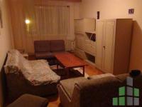 Se izdava namesten stan vo Skopje, Karposh 3 so povrshina od 54 m2.
 Ekstra: Centralno Parno.
 Cena: 220 EUR
