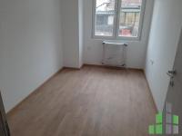 Se izdava prazen kancelariski prostor vo Skopje, Michurin so povrshina od 62 m2.
 Ekstra: Klima, Centralno Parno, Nova Zgrada.
 Cena: 250 EUR