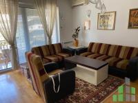 Se izdava namesten stan vo Skopje, Centar so povrshina od 66 m2.
 Ekstra: Klima, Centralno Parno, Lift, Parking, Milenichinja.
 Cena: 450 EUR