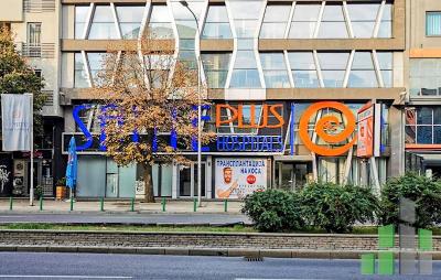 Se prodava  kancelariski prostor vo Skopje, Centar so povrshina od 575 m2.
 Ekstra: Lift, Parking, Garaza.
 Cena: 0 EUR