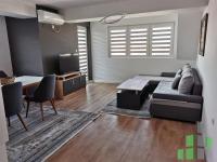 Se izdava namesten stan vo Skopje, Crniche so povrshina od 64 m2.
 Ekstra: Klima, Lift, Parking.
 Cena: 500 EUR