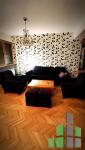 Se izdava namesten stan vo Skopje, Kapishtec so povrshina od 80 m2.
 Ekstra: Klima, Centralno Parno, Lift.
 Cena: 400 EUR