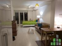 Se izdava namesten stan vo Skopje, Centar - Univerzalna Sala so povrshina od 35 m2.
 Ekstra: Klima, Centralno Parno, Lift, Nova Zgrada.
 Cena: 380 EUR