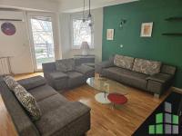 Se izdava namesten stan vo Skopje, Vodno so povrshina od 76 m2.
 Ekstra: Klima, Sopstveno parno, Lift.
 Cena: 500 EUR