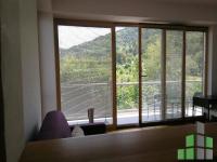 Se izdava namesten stan vo Skopje, Vodno so povrshina od 55 m2.
 Ekstra: Klima, Sopstveno parno, Lift, Nova Zgrada.
 Cena: 500 EUR