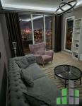 Se izdava namesten stan vo Skopje, Aerodrom so povrshina od 51 m2.
 Ekstra: Klima, Centralno Parno, Lift, Nova Zgrada.
 Cena: 500 EUR