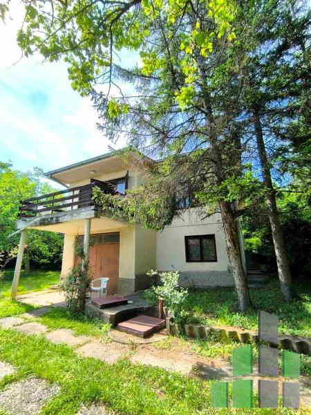 Се продава Куќа во Соње - L1069