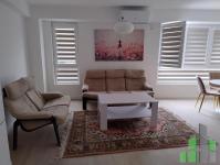 Se izdava namesten stan vo Skopje, Crniche so povrshina od 70 m2.
 Ekstra: Klima, Greenje na struja, Nova Zgrada, Parking.
 Cena: 600 EUR