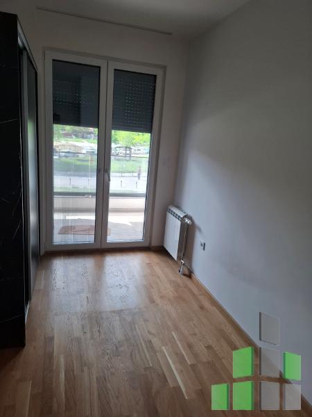 Се продава Стан во Аеродром - J4470