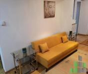 Se izdava namesten stan vo Skopje, Debar Maalo so povrshina od 47 m2.
 Ekstra: Klima, Greenje na struja, Lift.
 Cena: 400 EUR