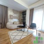 Se izdava namesten stan vo Skopje, Taftalidje 1 so povrshina od 65 m2.
 Ekstra: Klima, Sopstveno parno, Nova Zgrada, Parking.
 Cena: 800 EUR
