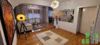 Se izdava namesten stan vo Skopje, Centar so povrshina od 73 m2.
 Ekstra: Klima, Centralno Parno.
 Cena: 450 EUR