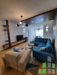 Se izdava namesten stan vo Skopje, Vodno so povrshina od 110 m2.
 Ekstra: Klima, Sopstveno parno, Lift, Nova Zgrada, Parking, Alarm, Kamera.
 Cena: 1000 EUR