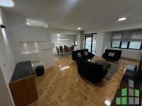 Se izdava namesten stan vo Skopje, Vodno so povrshina od 135 m2.
 Ekstra: Klima, Centralno Parno, Nova Zgrada, Parking.
 Cena: 1100 EUR