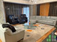 Se izdava namesten stan vo Skopje, Centar so povrshina od 120 m2.
 Ekstra: Klima, Centralno Parno, Lift, Nova Zgrada.
 Cena: 700 EUR