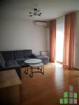 Se izdava namesten stan vo Skopje, Aerodrom so povrshina od 48 m2.
 Ekstra: Klima, Centralno Parno, Lift, Nova Zgrada, Parking.
 Cena: 450 EUR