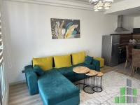 Se izdava namesten stan vo Skopje, Aerodrom so povrshina od 50 m2.
 Ekstra: Klima, Centralno Parno, Lift, Nova Zgrada, Parking.
 Cena: 500 EUR