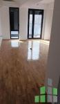 Se izdava prazen kancelariski prostor vo Skopje, Centar so povrshina od 40 m2.
 Ekstra: Klima, Centralno Parno, Lift, Nova Zgrada, Parking.
 Cena: 300 EUR