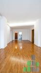 Se izdava prazen kancelariski prostor vo Skopje, Centar so povrshina od 95 m2.
 Ekstra: Klima, Greenje na struja, Lift, Parking, Garaza.
 Cena: 1000 EUR