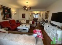 Se izdava namesten stan vo Skopje, Aerodrom so povrshina od 89 m2.
 Ekstra: Klima, Centralno Parno, Lift, Parking.
 Cena: 699 EUR