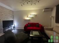 Se izdava namesten stan vo Skopje, Aerodrom so povrshina od 66 m2.
 Ekstra: Klima, Centralno Parno, Lift.
 Cena: 400 EUR