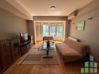Se izdava namesten stan vo Skopje, Centar - Univerzalna Sala so povrshina od 70 m2.
 Ekstra: Klima, Lift, Nova Zgrada, Sopstveno parno.
 Cena: 550 EUR