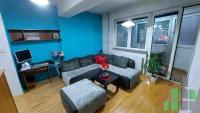 Se izdava namesten stan vo Skopje, Michurin so povrshina od 50 m2.
 Ekstra: Klima, Centralno Parno, Lift.
 Cena: 350 EUR