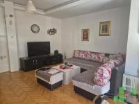 Se prodava  stan vo Skopje, Przino so povrshina od 86 m2.
 Ekstra: Klima, Sopstveno parno, Garaza.
 Cena: 210000 EUR