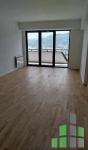 Se izdava prazen kancelariski prostor vo Skopje, Centar so povrshina od 63 m2.
 Ekstra: Klima, Sopstveno parno, Lift, Nova Zgrada.
 Cena: 1200 EUR
