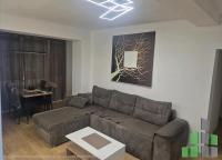Se izdava namesten stan vo Skopje, Karposh 1 so povrshina od 58 m2.
 Ekstra: Klima, Greenje na struja, Lift.
 Cena: 450 EUR