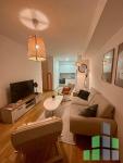 Se izdava namesten stan vo Skopje, Lisiche so povrshina od 58 m2.
 Ekstra: Klima, Centralno Parno, Lift, Parking, Garaza.
 Cena: 490 EUR