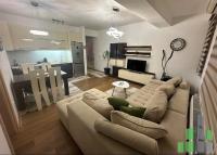 Se izdava namesten stan vo Skopje, Kisela Voda so povrshina od 60 m2.
 Ekstra: Klima, Greenje na struja, Parking.
 Cena: 450 EUR