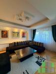 Se izdava namesten stan vo Skopje, Taftalidje 1 so povrshina od 86 m2.
 Ekstra: Klima, Centralno Parno, Lift, Parking.
 Cena: 600 EUR