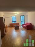 Se izdava prazen kancelariski prostor vo Skopje, Novo Lisiche so povrshina od 100 m2.
 Ekstra: Klima, Sopstveno parno, Lift, Nova Zgrada, Garaza.
 Cena: 650 EUR