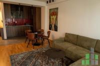 Se izdava namesten stan vo Skopje, Avtokomanda so povrshina od 50 m2.
 Ekstra: Klima, Centralno Parno, Lift, Parking.
 Cena: 650 EUR