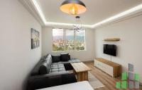 Se izdava namesten stan vo Skopje, Aerodrom so povrshina od 66 m2.
 Ekstra: Klima, Centralno Parno, Lift, Nova Zgrada, Parking.
 Cena: 650 EUR
