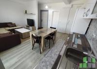 Se izdava namesten stan vo Skopje, Kozle so povrshina od 61 m2.
 Ekstra: Klima, Greenje na struja, Nova Zgrada, Parking.
 Cena: 500 EUR