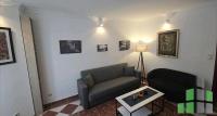 Se izdava namesten stan vo Skopje, Centar so povrshina od 50 m2.
 Ekstra: Klima, Greenje na struja.
 Cena: 400 EUR