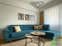 Se izdava namesten stan vo Skopje, Avtokomanda so povrshina od 52 m2.
 Ekstra: Klima, Centralno Parno, Lift, Nova Zgrada, Parking, Garaza.
 Cena: 650 EUR