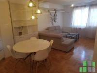 Se prodava namesten stan vo Skopje, Debar Maalo so povrshina od 60 m2.
 Ekstra: Lift, Klima, Centralno Parno, Nova Zgrada.
 Cena: 162000 EUR