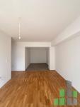 Se izdava prazen stan vo Skopje, Avtokomanda so povrshina od 70 m2.
 Ekstra: Klima, Centralno Parno, Lift, Nova Zgrada, Parking.
 Cena: 600 EUR