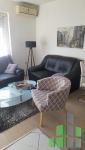 Se izdava namesten stan vo Skopje, Centar so povrshina od 66 m2.
 Ekstra: Lift, Renoviran, Sopstveno parno.
 Cena: 480 EUR